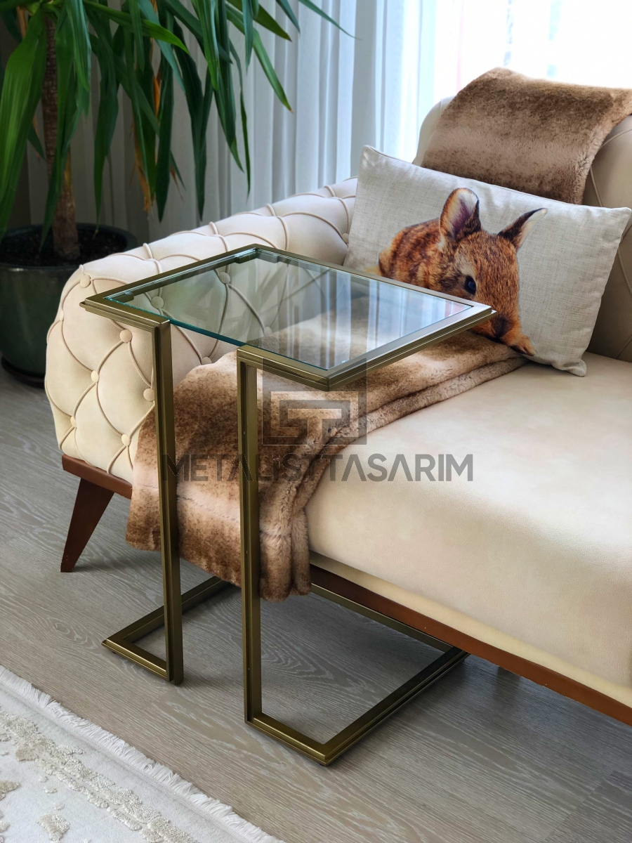 Mina C Sehpa Antik Gold