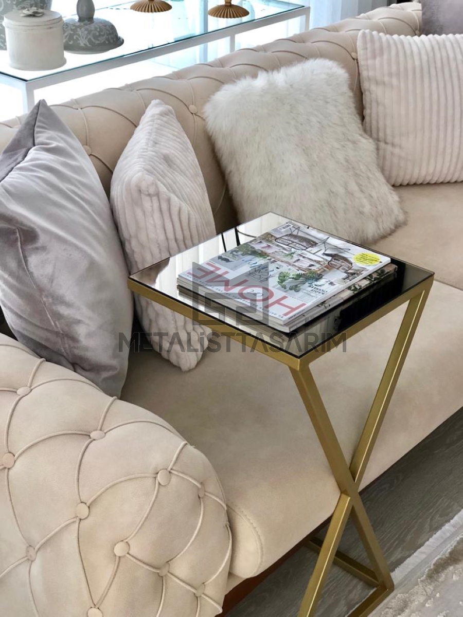 Elize Çapraz Kare C Sehpa Mat Gold